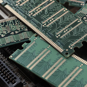 empresa para recolección y destrucción de neumáticos, electrónicos, desperdicios eléctricos, maquinaria, destrucción de mercadería obsoleta, donde tirar un vehículo viejo, qué se hace con un vehículo viejo que no sirve más